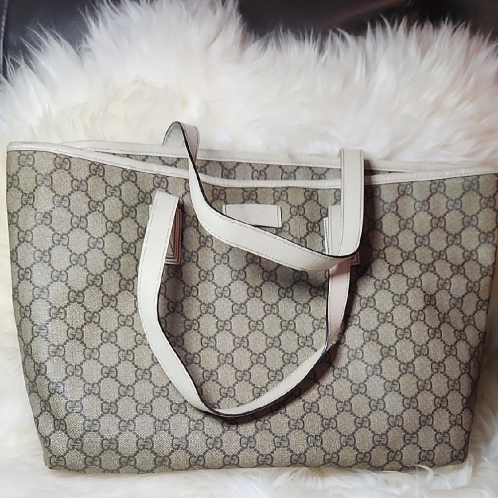 Gucci Beige and White Monogram Tote